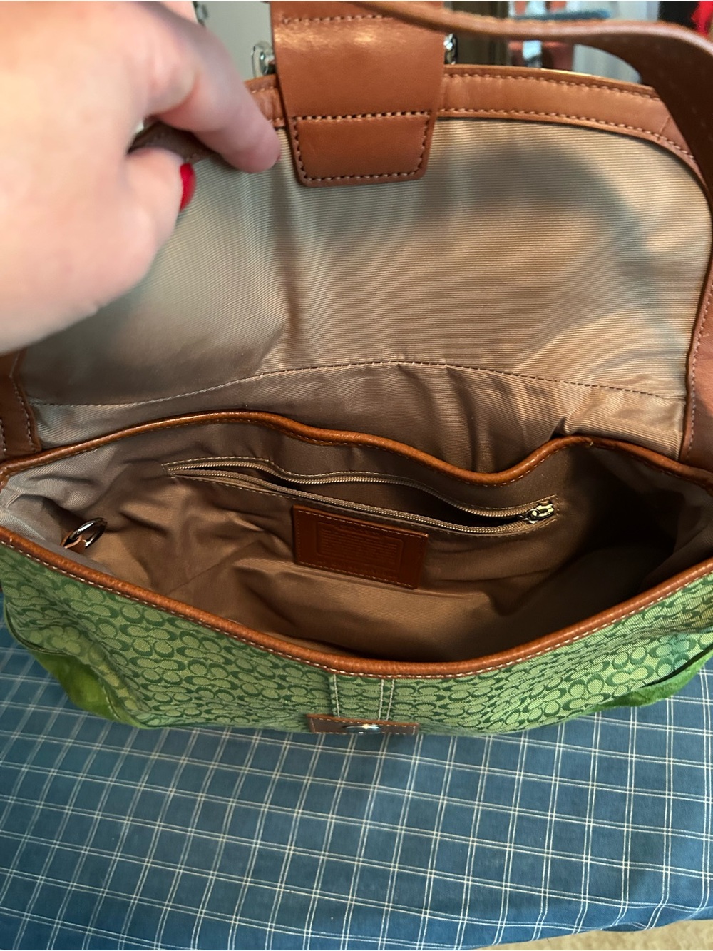 Coach Green and Tan Buckle-Front Shoulder Bag - Picture 5 of 5